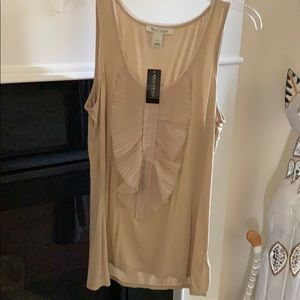 Beautiful sleeveless top!